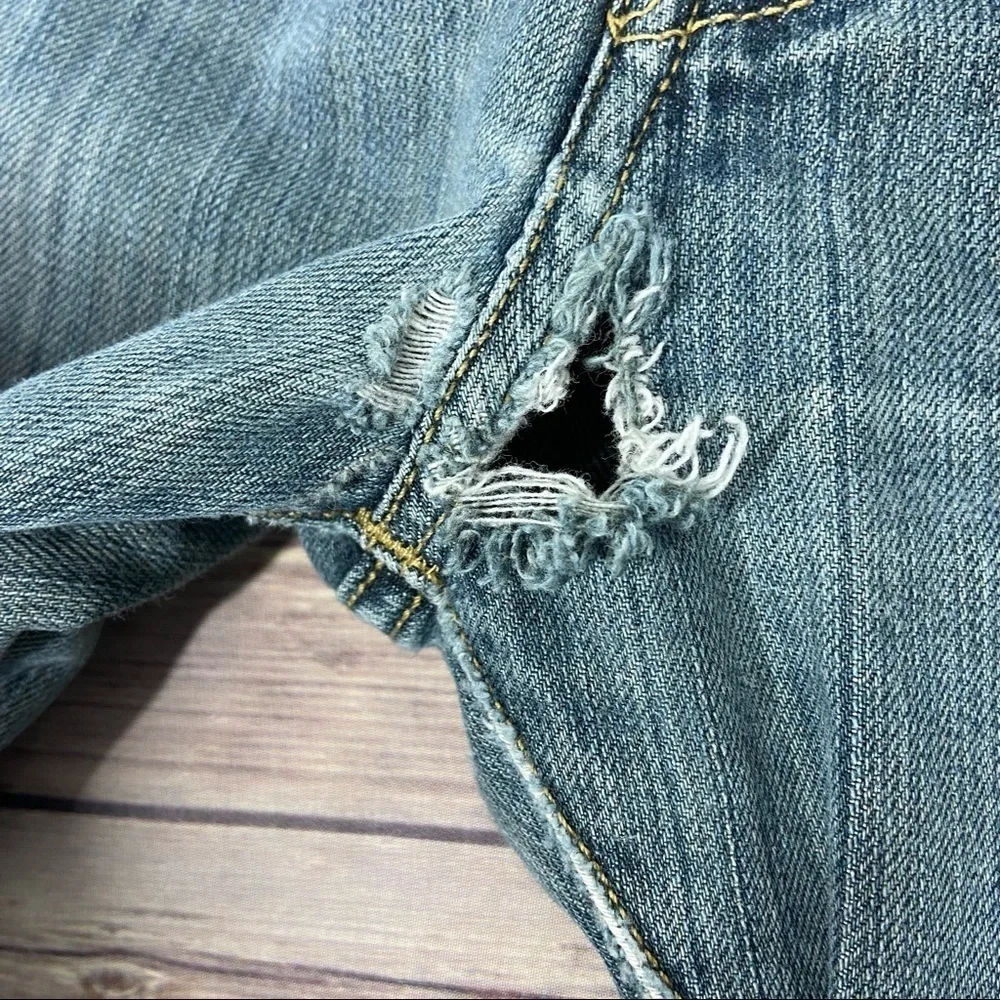 Levi’s 501 36 X 36 Destroyed Butterfly Jeans